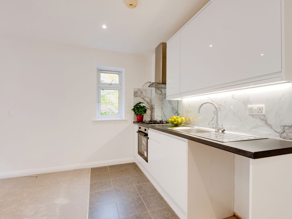 High Mead, Harrow HA1  