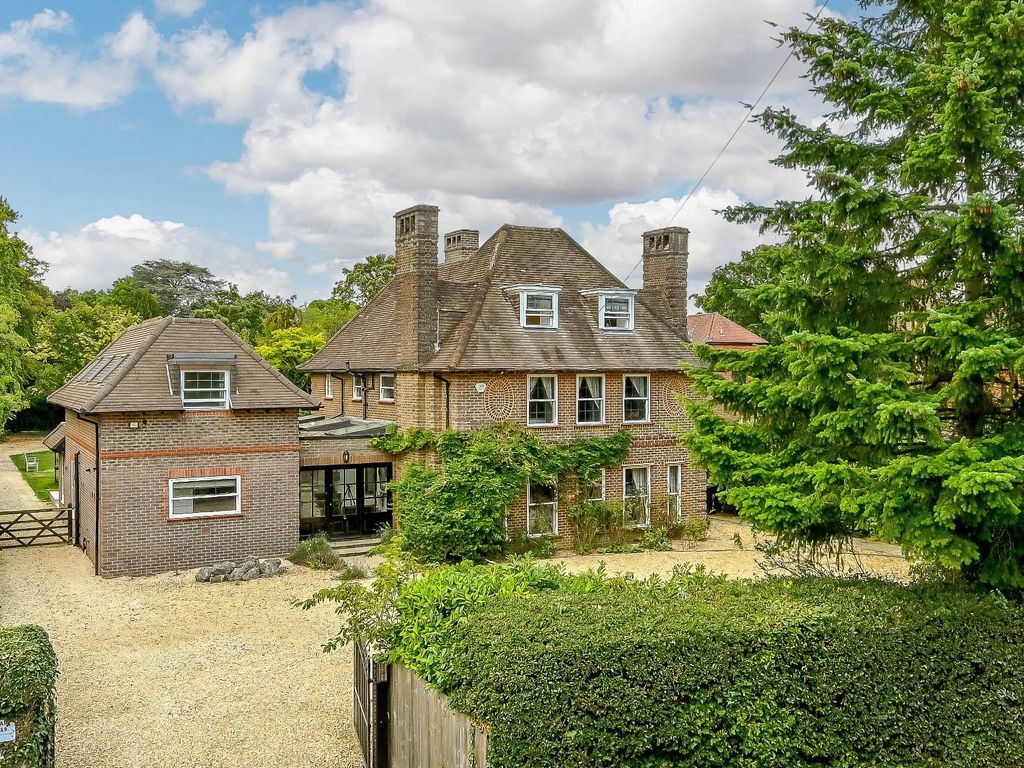 7 bed detached house for sale in West Common, Gerrards Cross