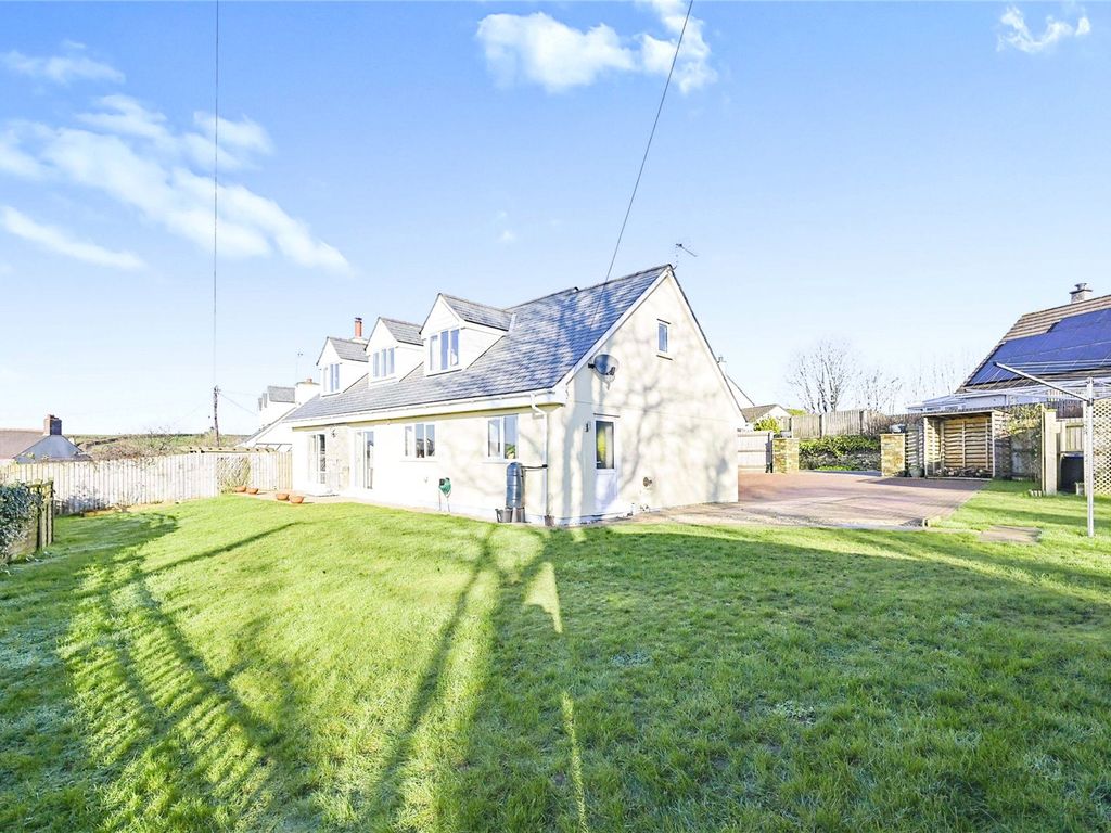 4 bed detached house for sale in Trevelmond, Liskeard, Cornwall PL14