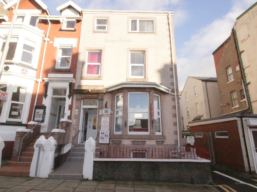 9 bed end terrace house for sale in Leopold Grove, Blackpool, Lancashire FY1 Zoopla