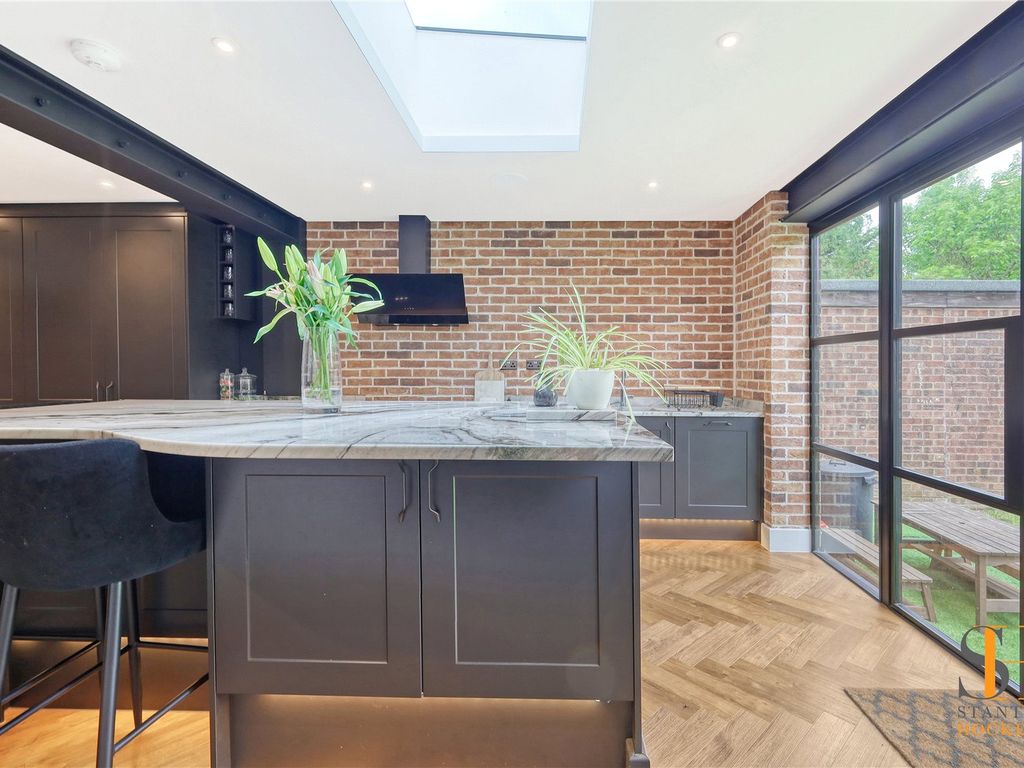 4 bed detached house for sale in Perry Street, Billericay, Essex CM12, £900,000 Zoopla