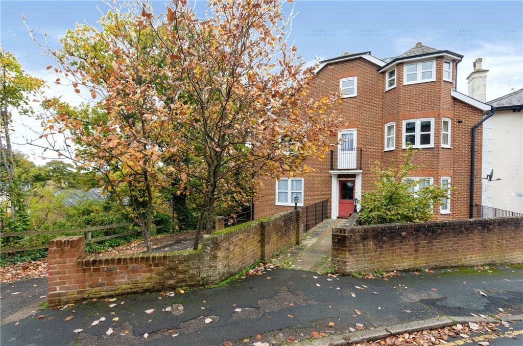 1 bed flat for sale in Upper Bridge Road, Redhill, Surrey RH1 Zoopla