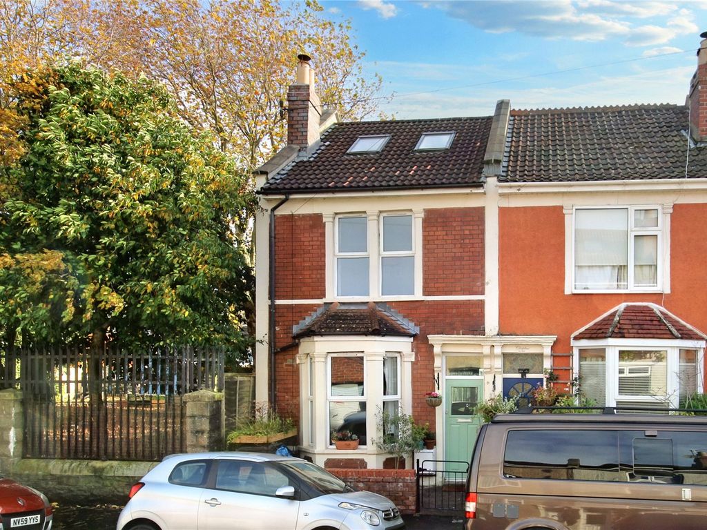 3 bed end terrace house for sale in Street, Bedminster, Bristol