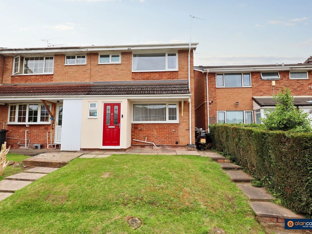 3 bed end terrace house for sale in Kingfisher Avenue, Nuneaton CV10, £