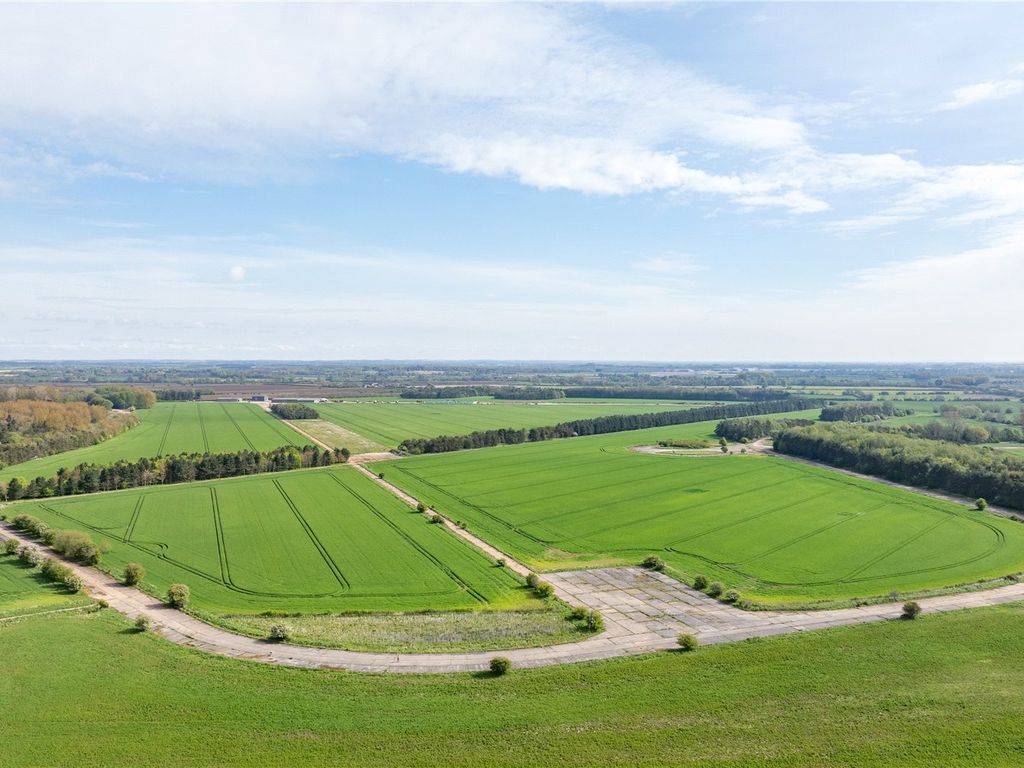Land for sale in Cricklade, Swindon SN6, £57,500,000 Zoopla