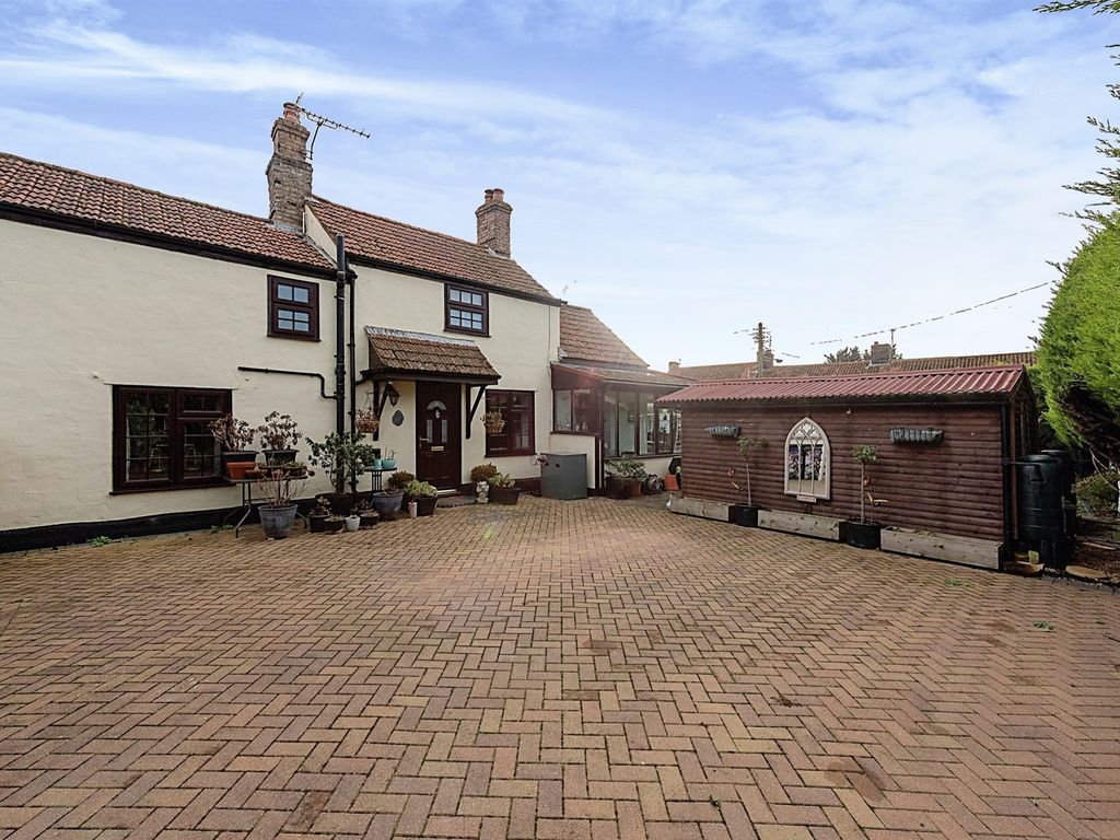 2 bed property for sale in Back Street, Lakenheath, Brandon IP27 Zoopla