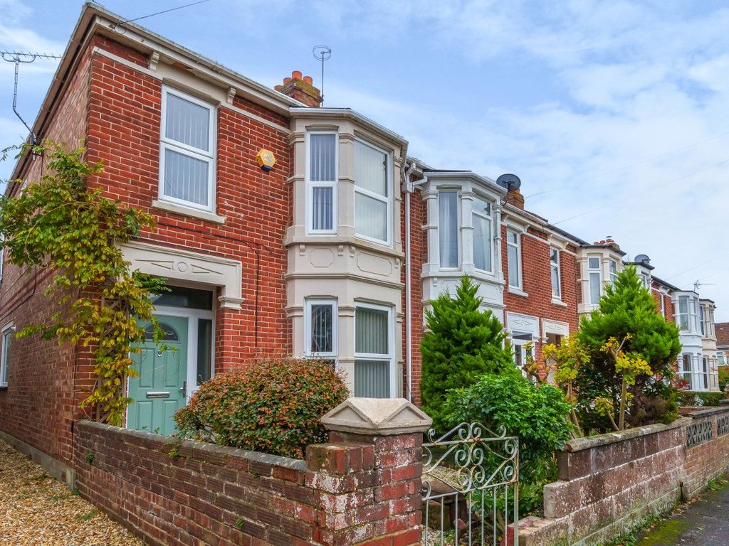 3 bed end terrace house for sale in Findon Road, Elson, Gosport PO12, £