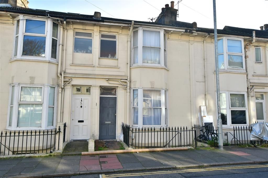 1 bed flat for sale in Upper Lewes Road, Brighton, East Sussex BN2, £