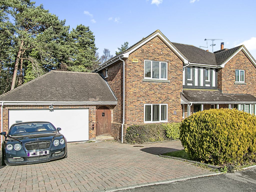4 bed detached house for sale in Portmore Close, Broadstone BH18 Zoopla