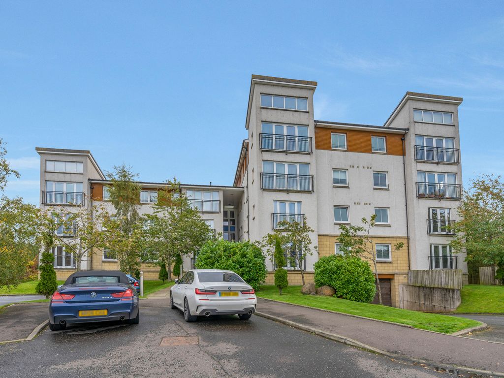 2 bed flat for sale in Jardine Place, Bathgate EH48, £159,000 Zoopla
