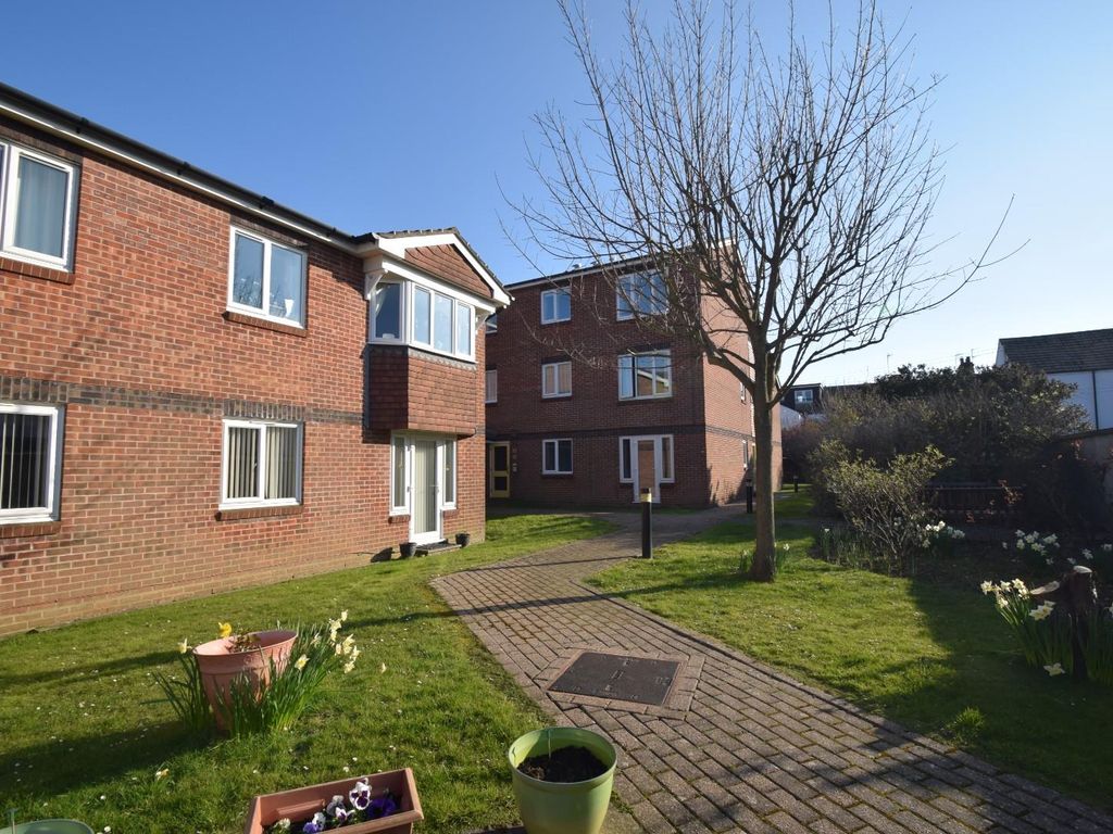 2 bed property for sale in Wannock Road, Eastbourne BN22 Zoopla