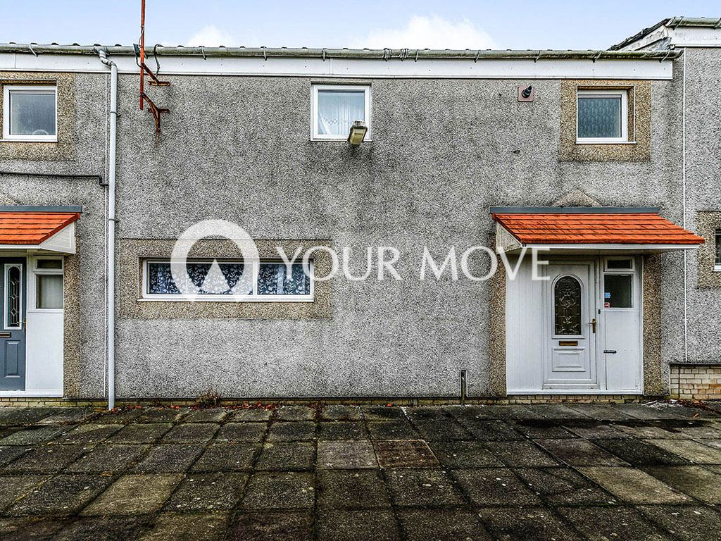 3 bed terraced house to rent in Hawksclough, Skelmersdale, Lancashire