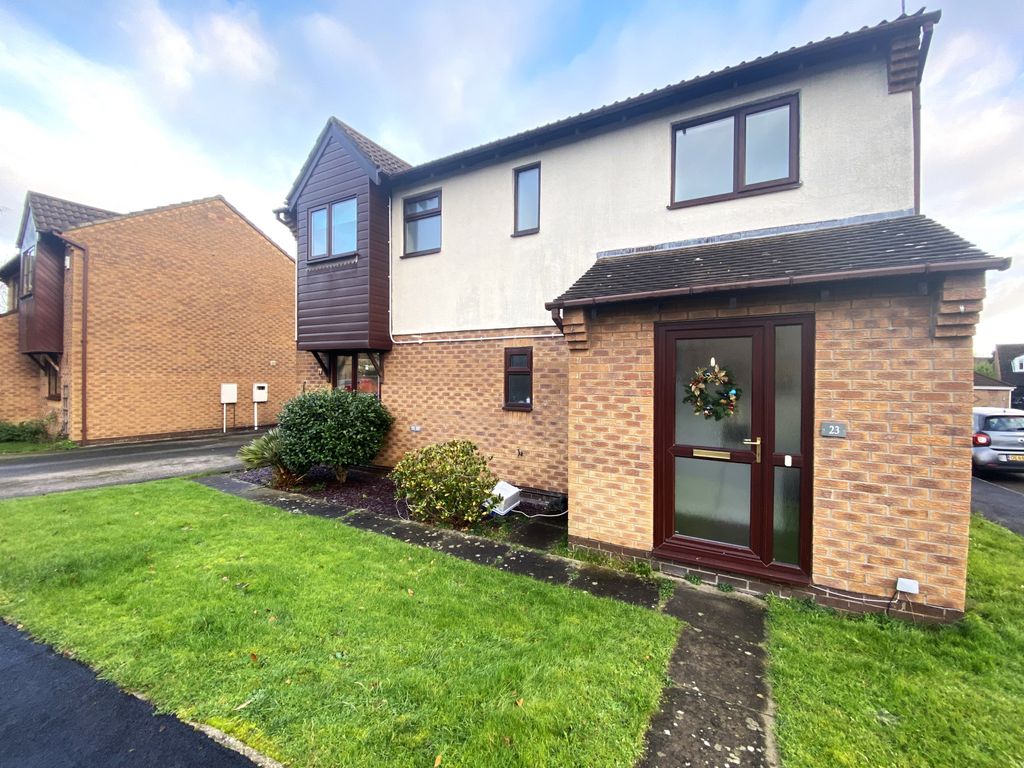 4 bed detached house for sale in Ravendale Close, Manthorpe Estate