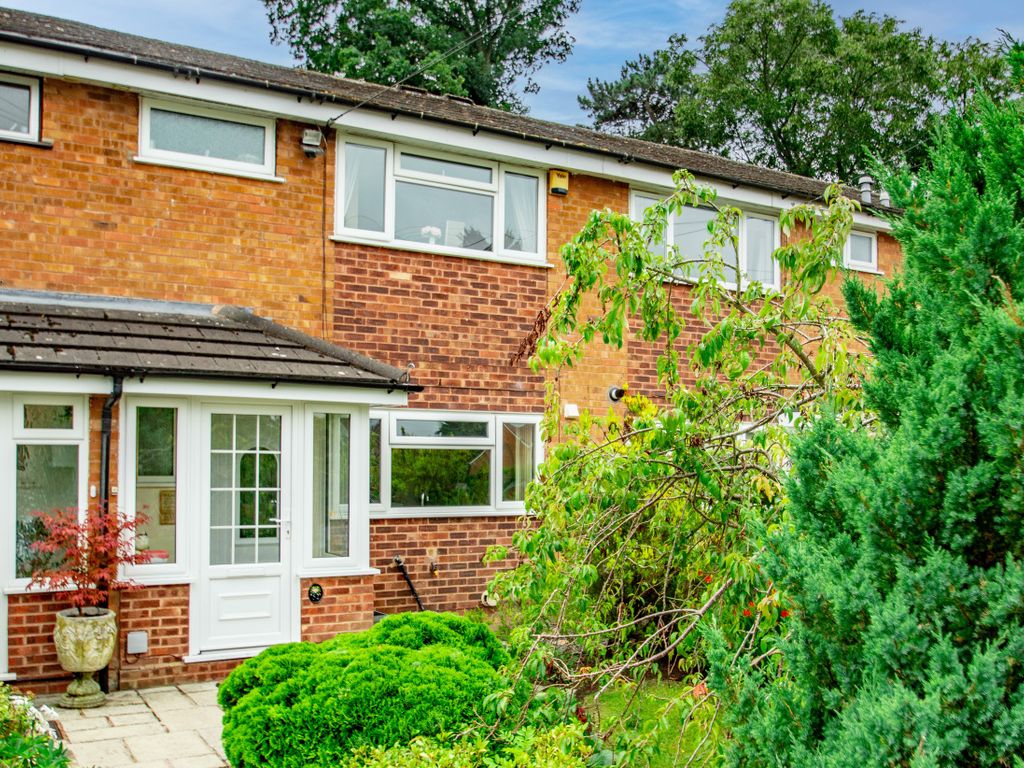 3 bed terraced house for sale in Willow Close, Bromsgrove