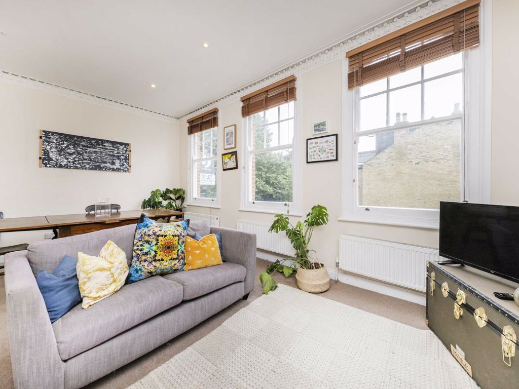 4 bed flat to rent in Abbeville Road, London SW4 Zoopla