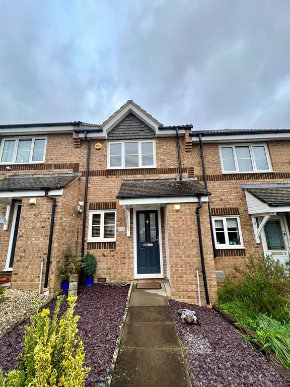 2 bed terraced house to rent in Steeple Close, Tattenhoe, Milton Keynes