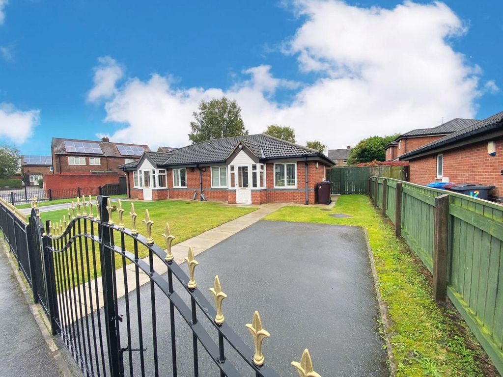 2 bed bungalow for sale in Gray Grove, Huyton, Liverpool L36 Zoopla
