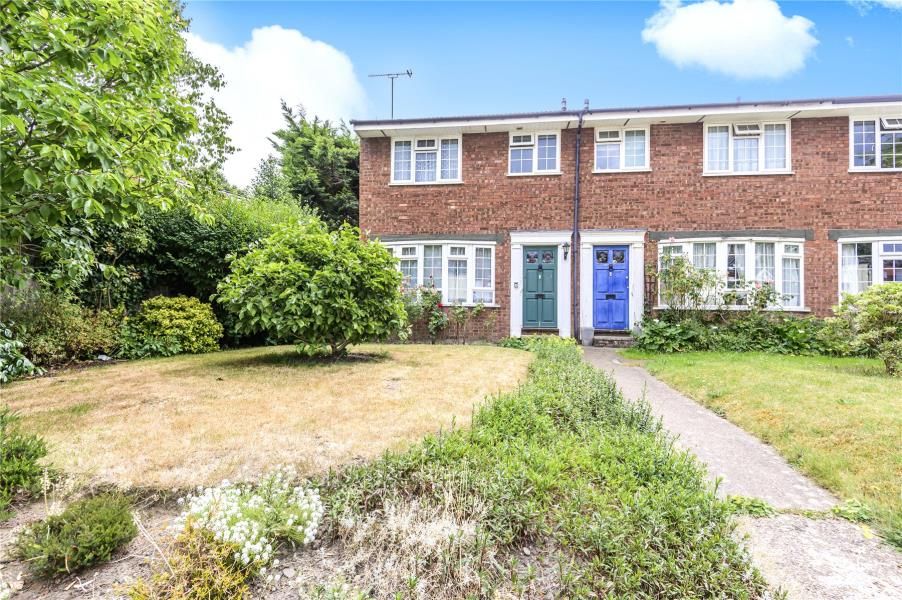 3 bed property to rent in York Road, Woking GU22 Zoopla