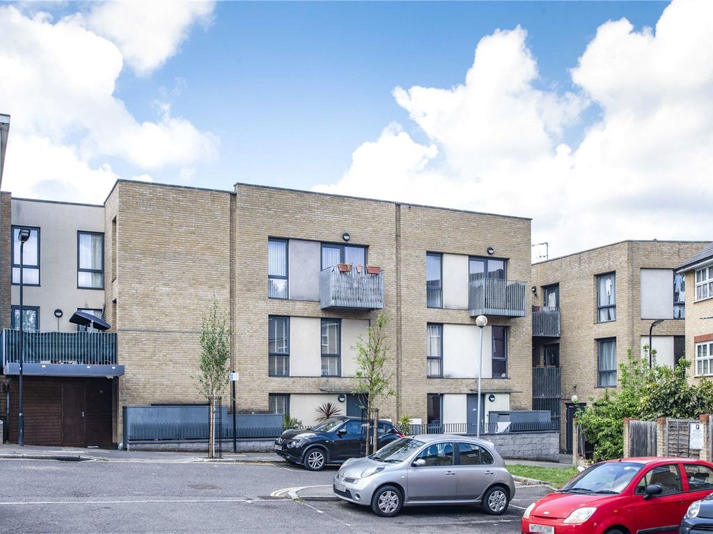 Homer Road, London E9  