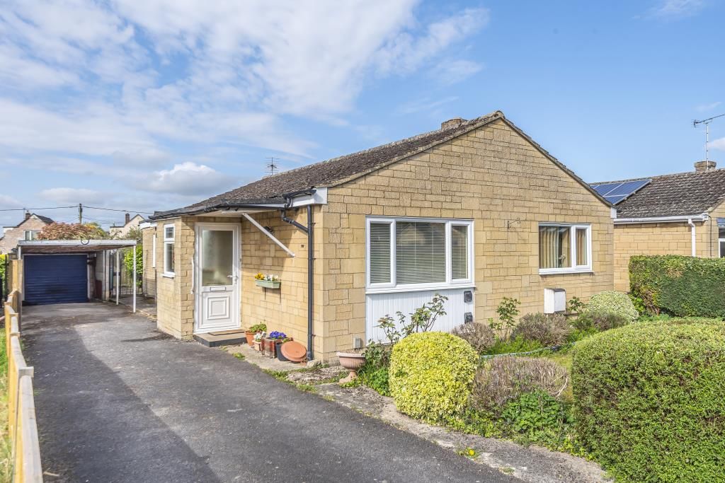 3 bed detached bungalow for sale in Carterton, Oxfordshire OX18 Zoopla