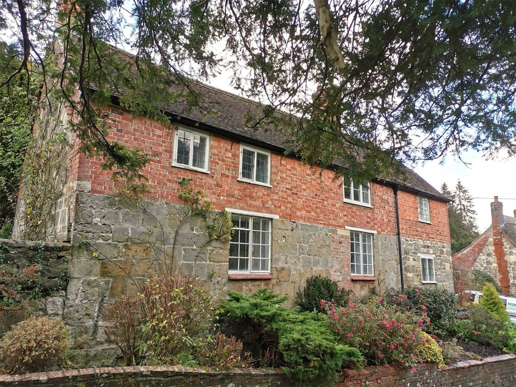 3 bed detached house to rent in 25 Milton, East Knoyle, Salisbury