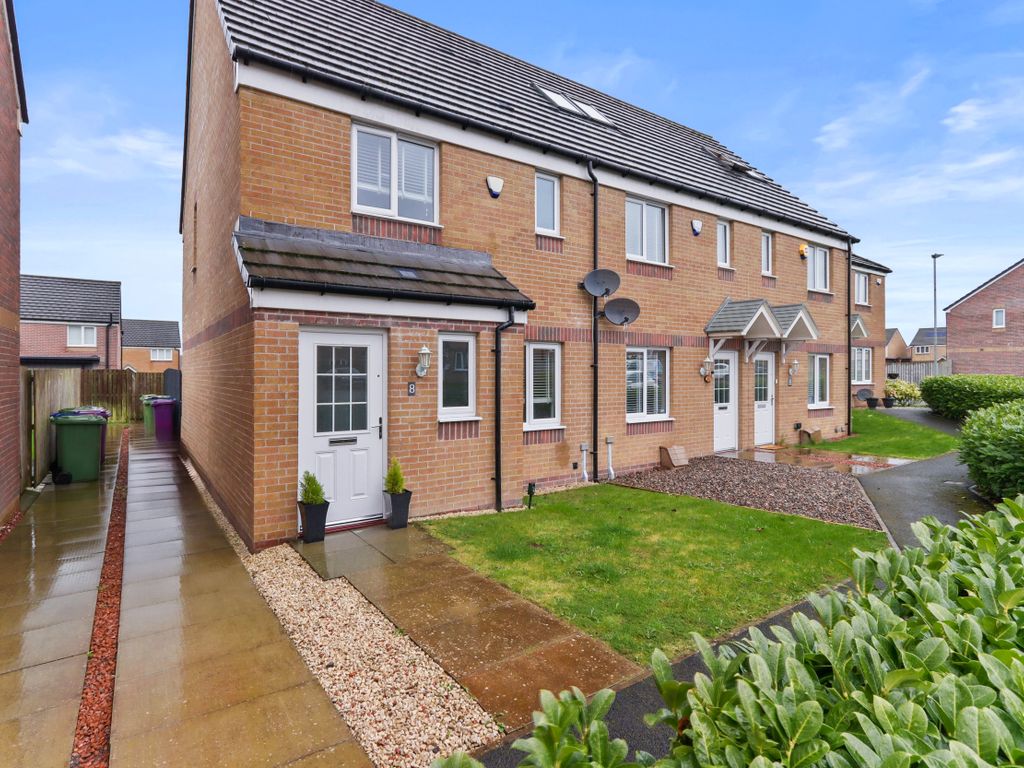 3 bed end terrace house for sale in Northwood Close, Cowglen, Glasgow