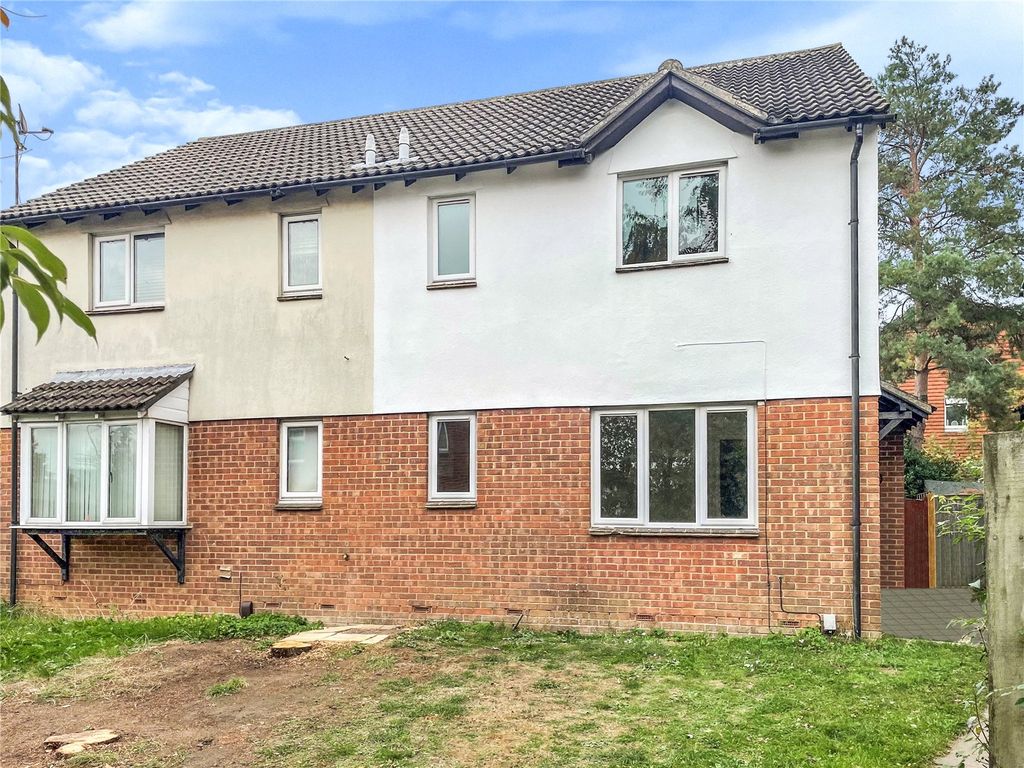 1 bed detached house to rent in Caistor Close, Calcot, Reading, Berkshire RG31 Zoopla