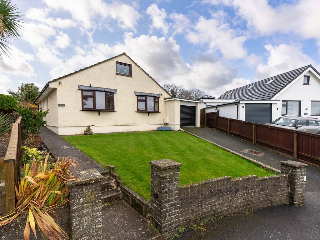 3 bed detached bungalow for sale in 11, Mull View, Kirk Michael IM6, £