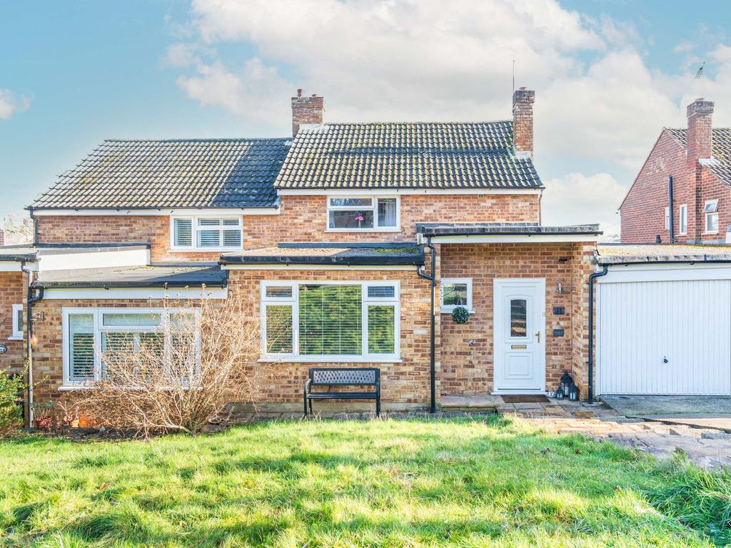 4 bed semidetached house for sale in Adam Close, High HP13