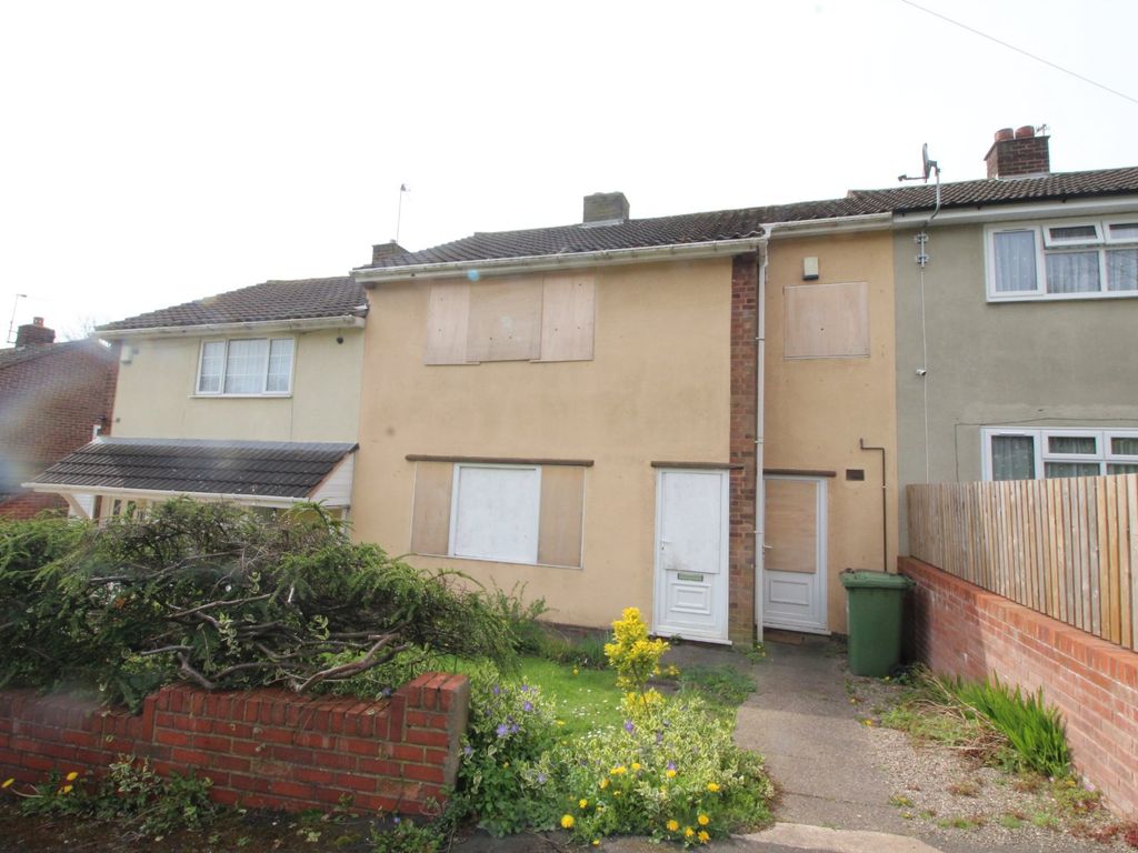 3 bed terraced house for sale in Lyndale Road, Dudley, West Midlands