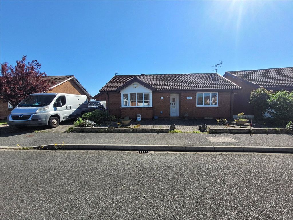 2 bed bungalow for sale in Trem Y Dyffryn, Kinmel Bay, Rhyl, Conwy LL18