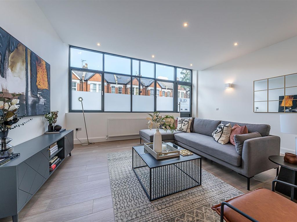 2 bed flat to rent in Kilburn Lane, London W9, £2,650 pcm Zoopla