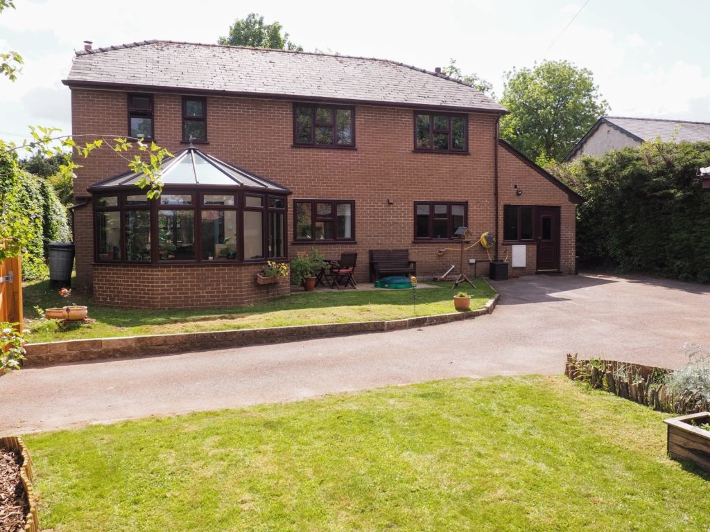 5 bed detached house for sale in Peterstow, RossOnWye HR9 Zoopla