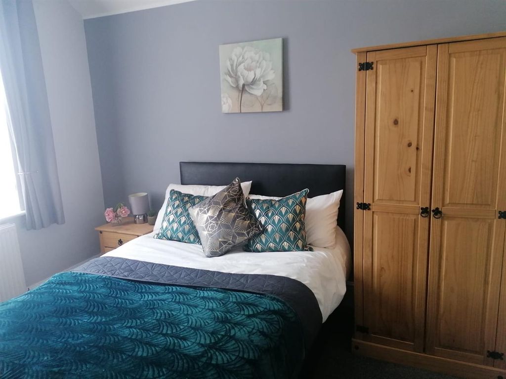 Room to rent in Bentley Road, Doncaster DN5, £390 pcm Zoopla