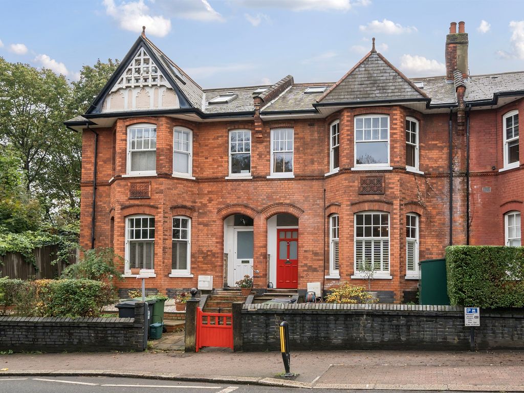 5 bed terraced house for sale in Park Avenue, London N22, £1,400,000