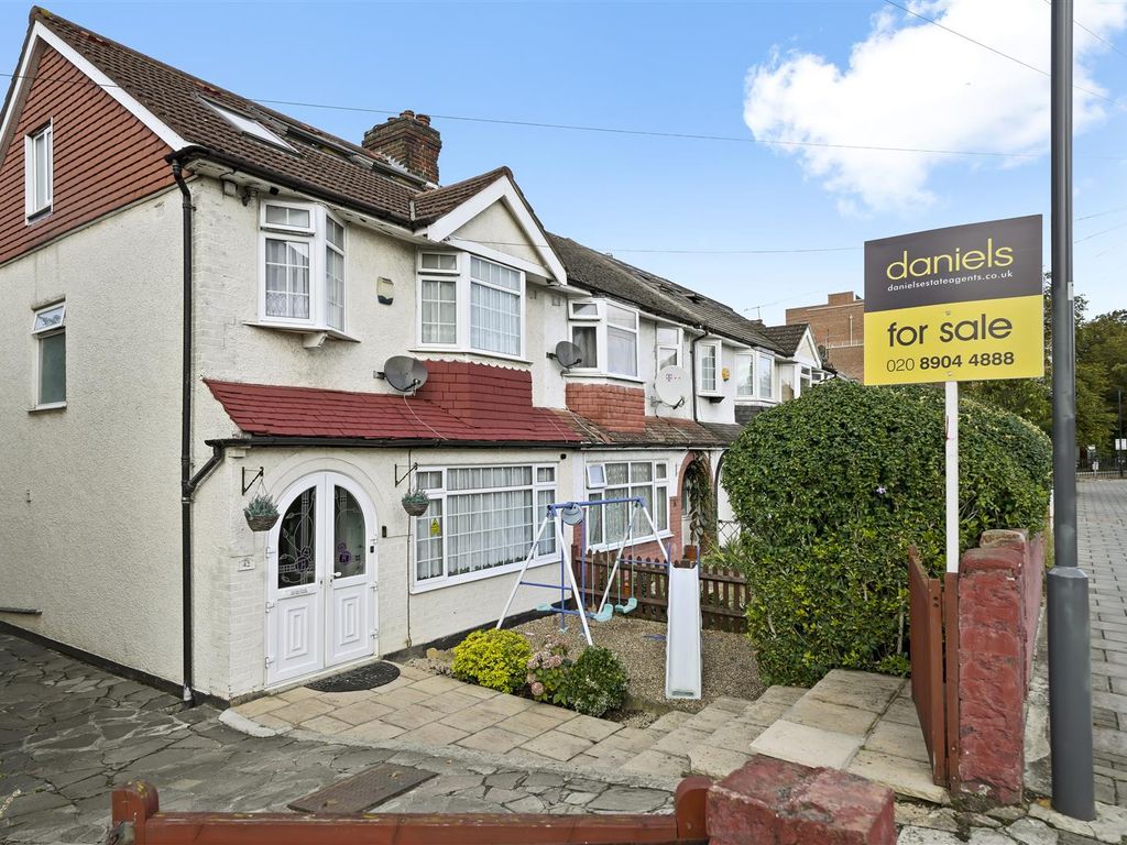 4 bed end terrace house for sale in Elmgrove Road, HarrowOnTheHill
