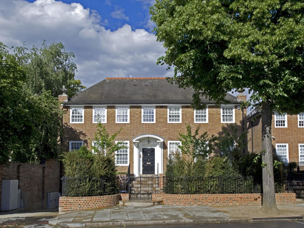 7 bed detached house for sale in Abbotsbury Road, London W14, £