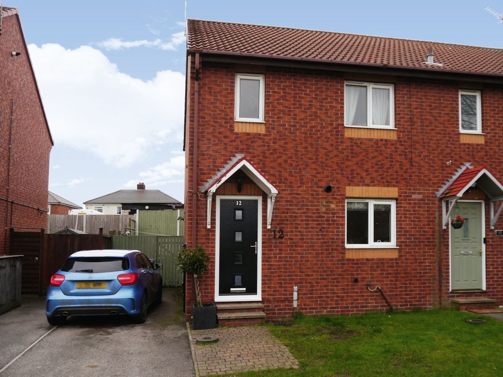 3 bed semidetached house for sale in Westlea View, Clowne