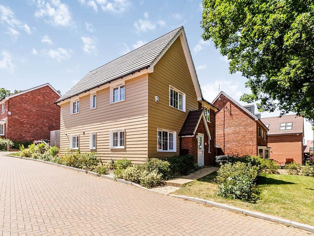 4 bed detached house to rent in Longfield, Kent DA3 Zoopla