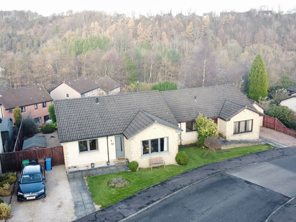 3 bed detached bungalow for sale in Dunrobin Road, Kirkcaldy KY2, £