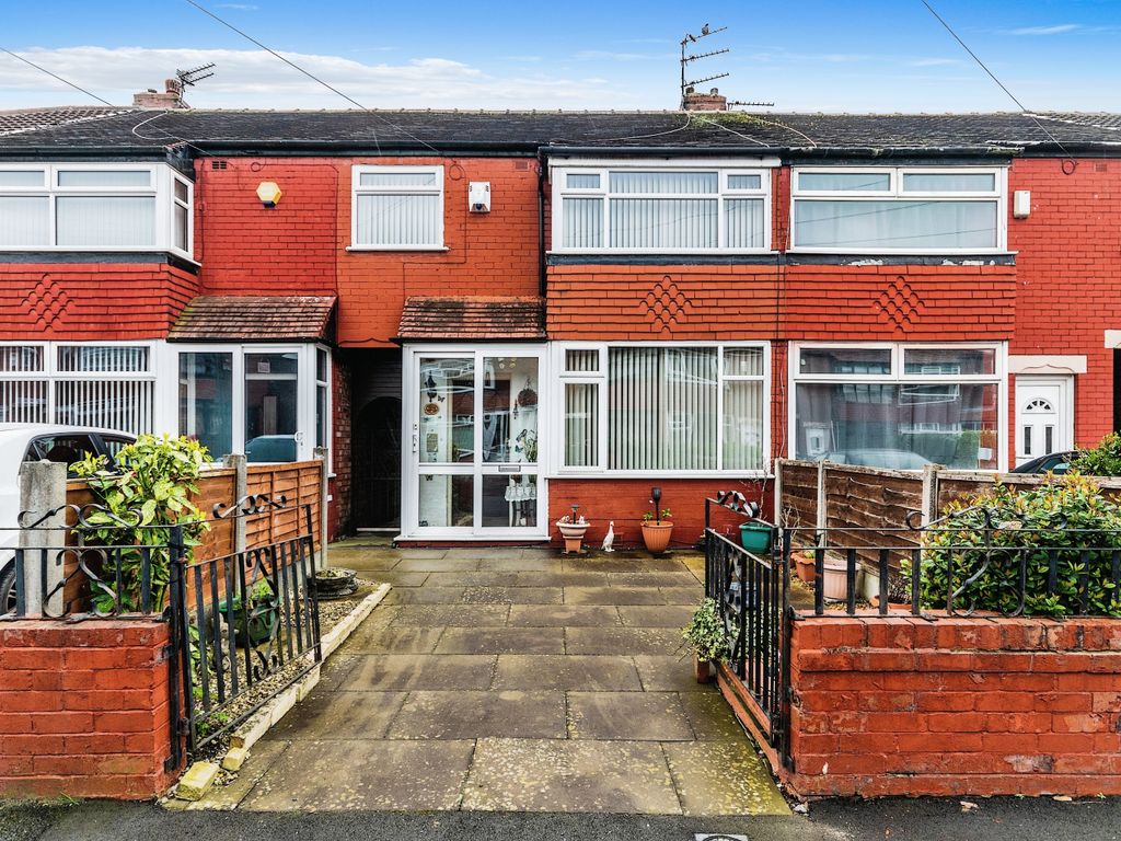 3 bed terraced house for sale in Belvedere Avenue, Stockport SK5 Zoopla