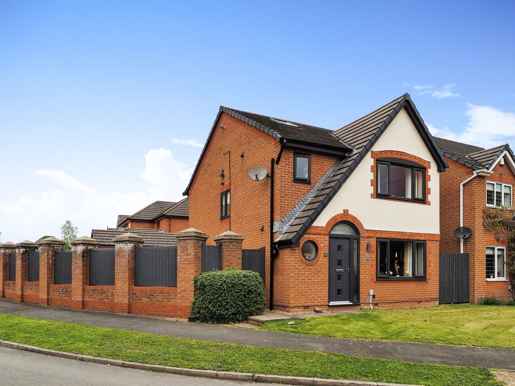 4 bed detached house for sale in Greenfield Crescent, Wakefield WF4