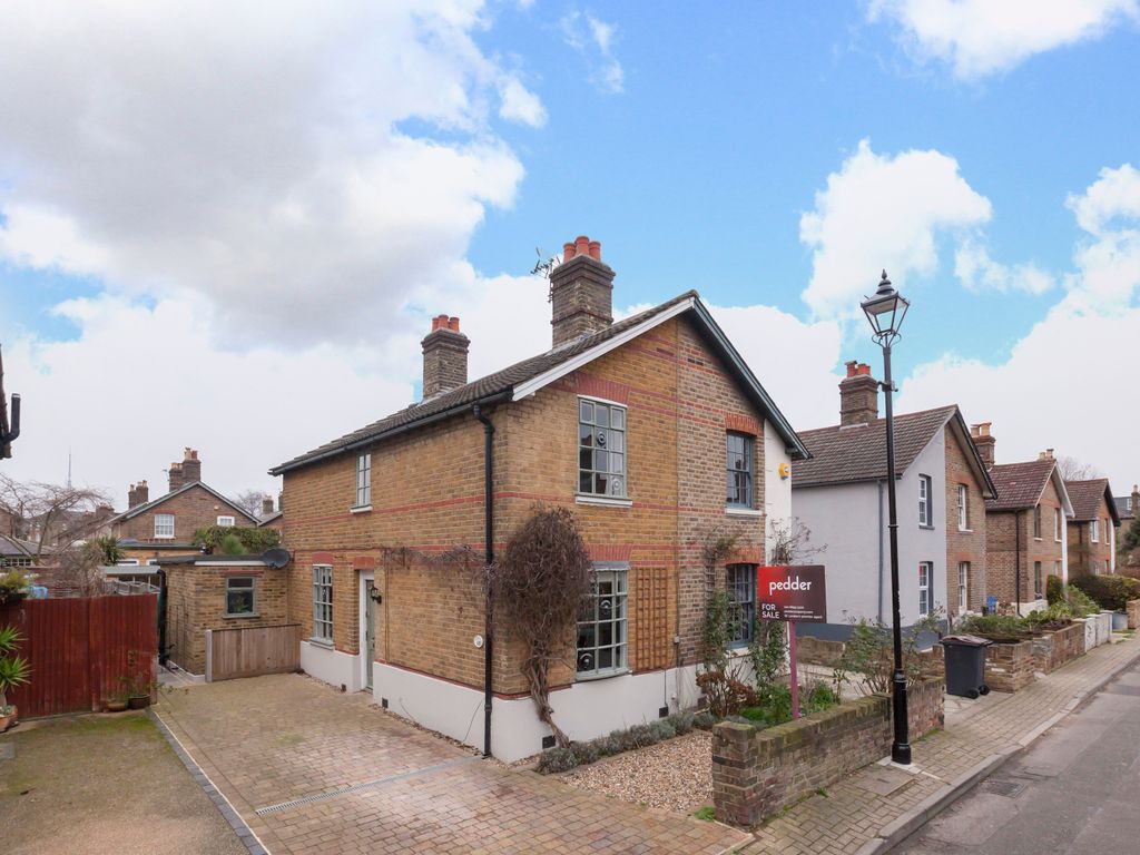 2 bed property for sale in Victor Road, Penge, London SE20 Zoopla