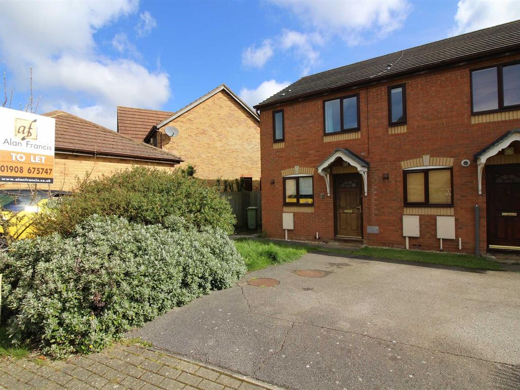 2 bed end terrace house to rent in Valentine Court, Crownhill, Milton
