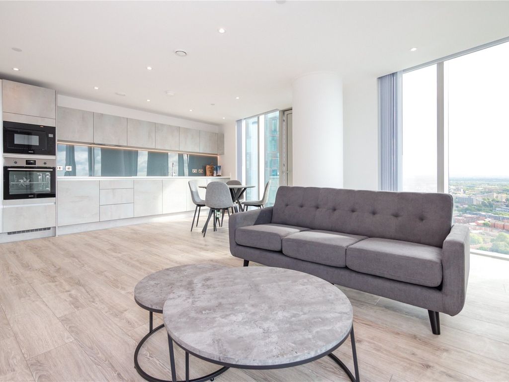 2 bed flat to rent in Blade, 15 Silvercroft Street, Manchester M15, £