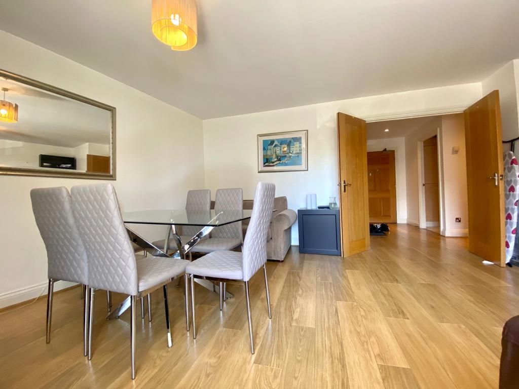 2 bed flat to rent in Palgrave Gardens, London NW1, £3,100 pcm Zoopla