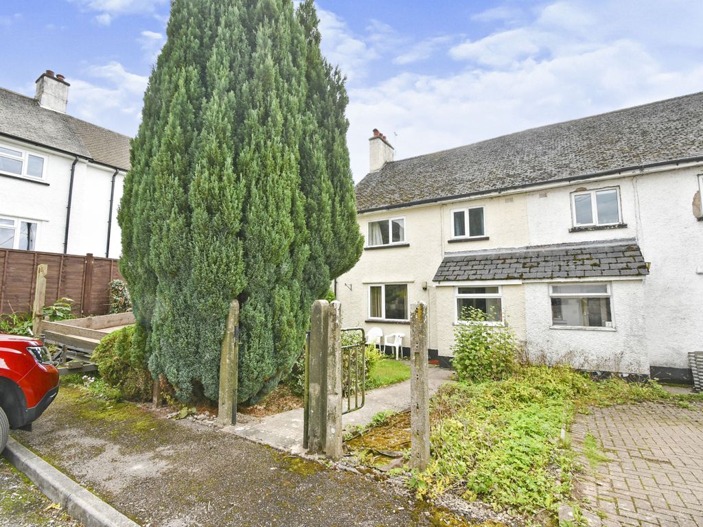 3 bed semidetached house for sale in Wayne Close, Llanishen, Chepstow