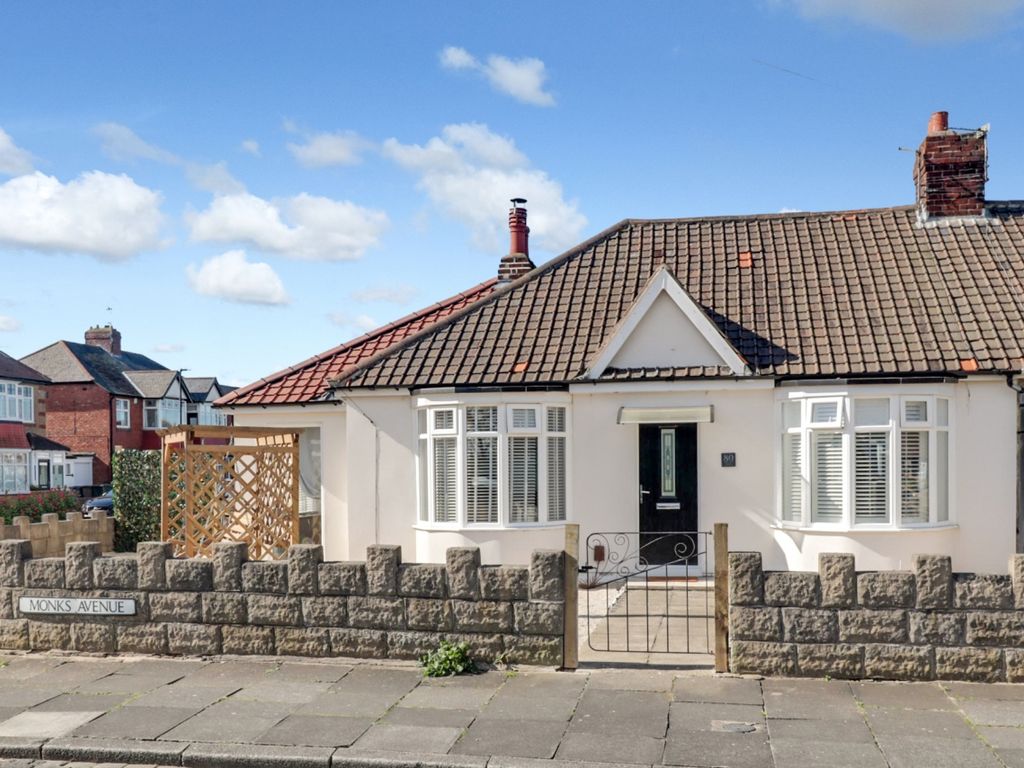 2 bed bungalow for sale in Monks Avenue, Whitley Bay NE25, £325,000