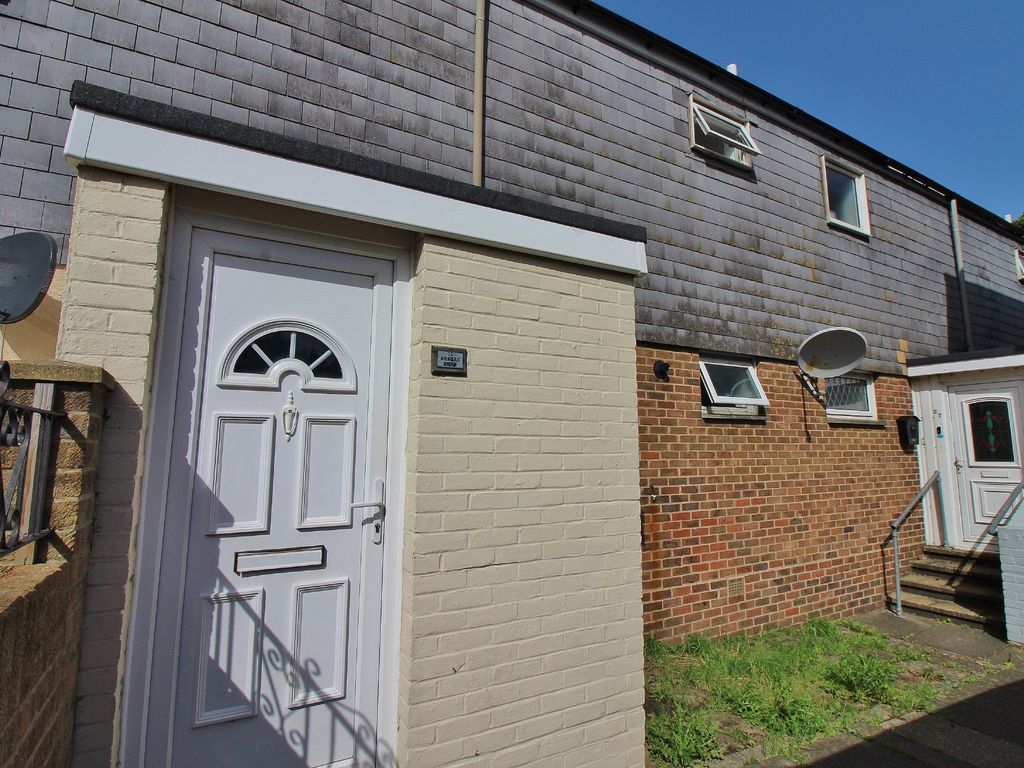 3 bed terraced house for sale in Sultan Road, Portsmouth PO2, £219,995 Zoopla