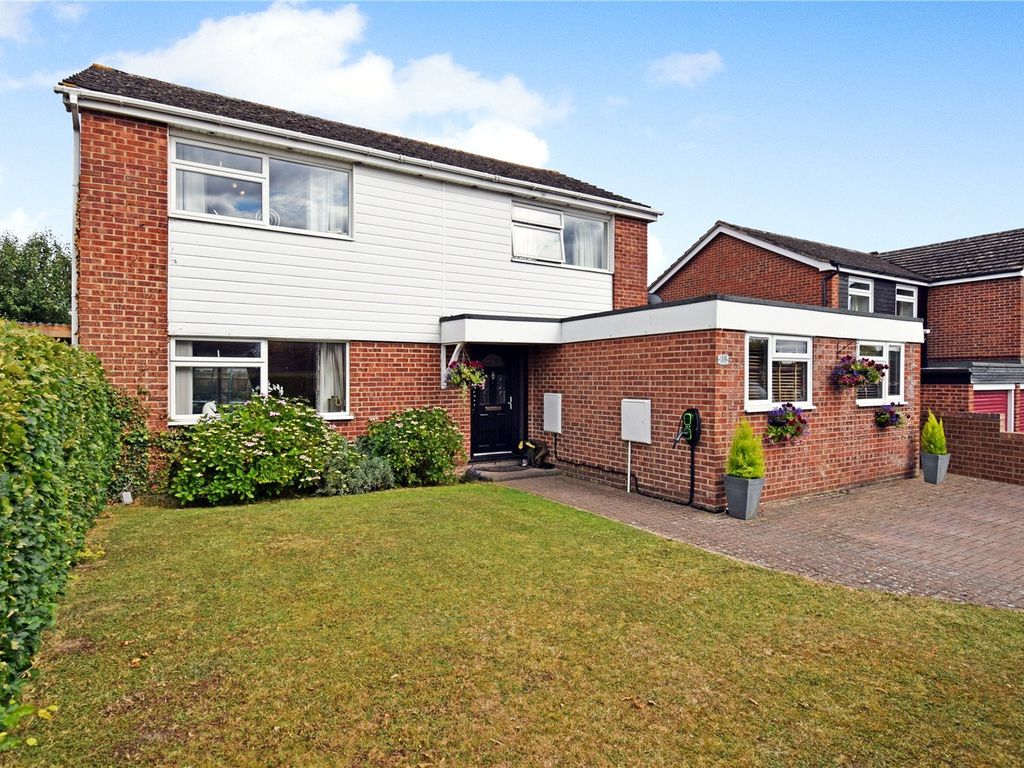 4 bed detached house for sale in Exmoor Road, Thatcham RG19 Zoopla